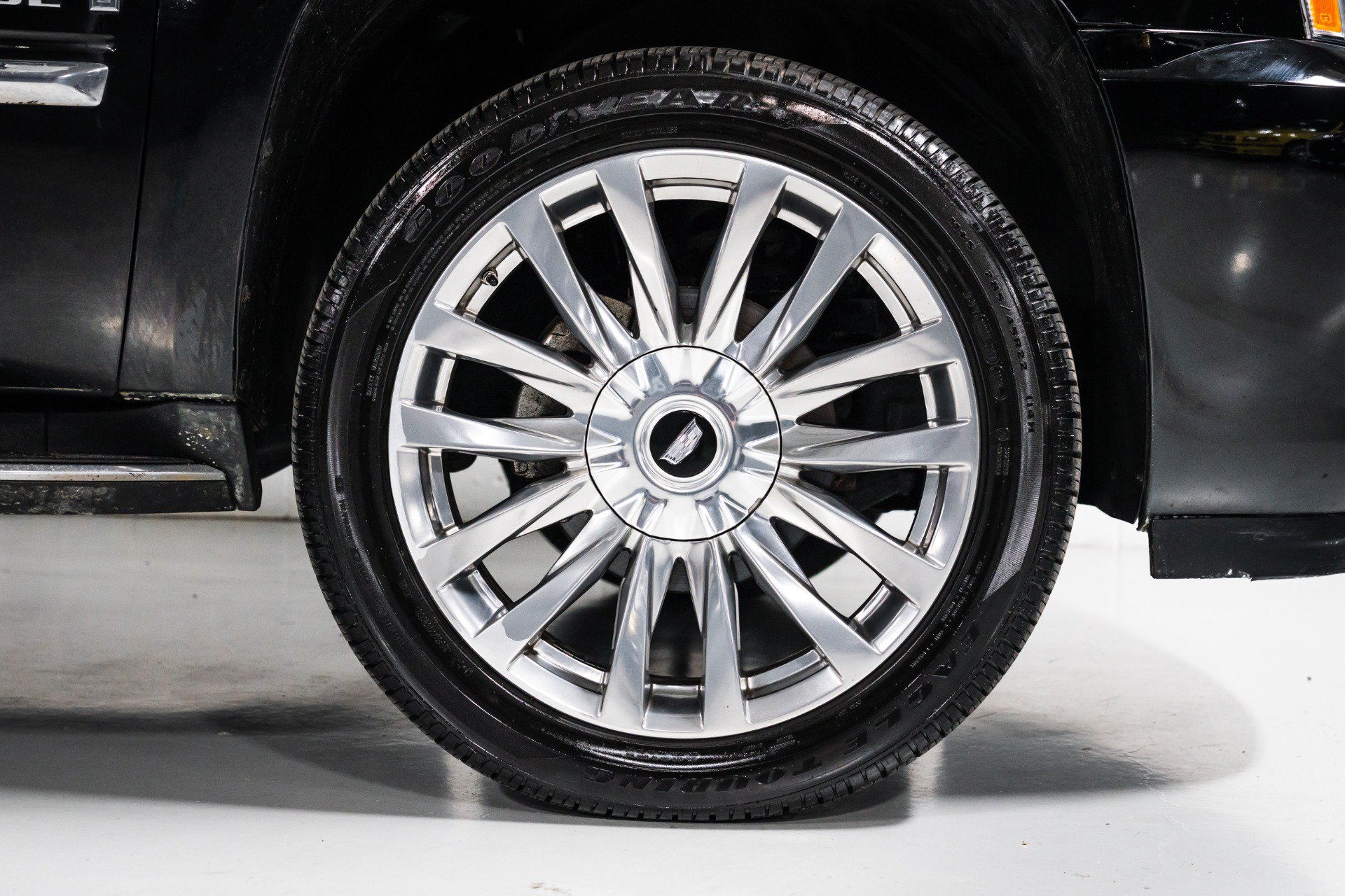 Used 2007 Cadillac Escalade AWD image 12
