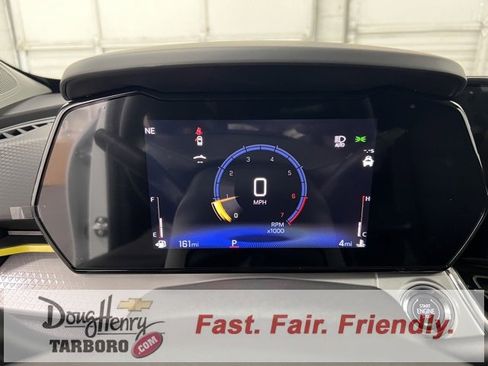 New 2025 Chevrolet Trax LT w/ Sunroof Package image 49