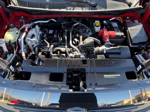 Used 2025 Nissan Kicks SR image 23