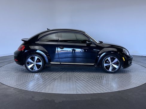 Used 2013 Volkswagen Beetle 2.0T FWD image 10