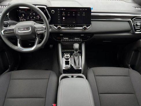 New 2026 GMC Canyon Elevation image 14