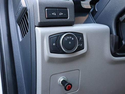 Used 2022 Ford F550 2WD Regular Cab Super Duty image 17