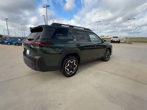 Used 2026 Subaru Outback Touring AWD/4WD image 8