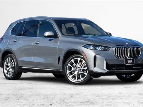 Used 2024 BMW X5 xDrive40i image 2