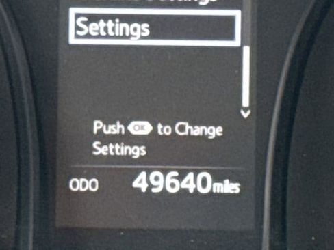 Used 2024 Toyota Camry SE image 15