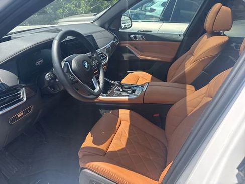 Used 2023 BMW X5 xDrive40i AWD/4WD image 21