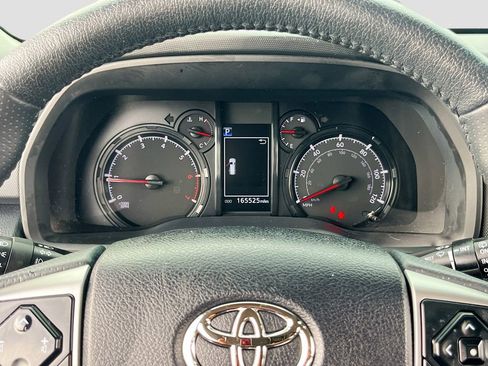 Used 2022 Toyota 4Runner SR5 RWD image 12