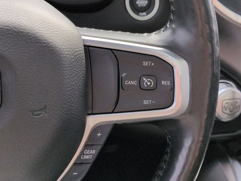 Used 2020 RAM 1500 Laramie AWD/4WD image 25