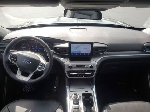 Used 2023 Ford Explorer XLT w/ Equipment Group 202A image 26