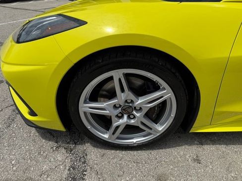 Used 2021 Chevrolet Corvette Stingray w/ Z51 Performance Package image 14