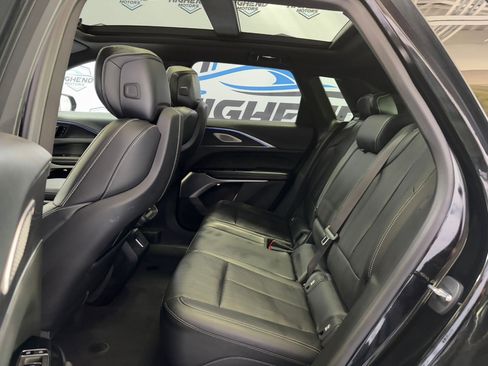 Used 2024 Cadillac Lyriq Sport image 18