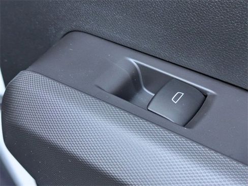 New 2026 Chevrolet Colorado Z71 w/ Technology Package image 32