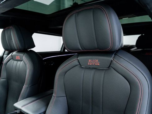 New 2025 Bentley Flying Spur Plug-In Hybrid image 14