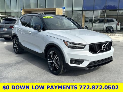 Used 2021 Volvo XC40 T5 R-Design w/ Protection Package Premier image 4