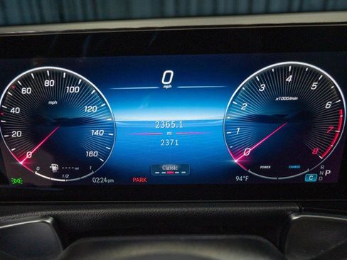 Used 2026 Mercedes-Benz GLB 250 image 27