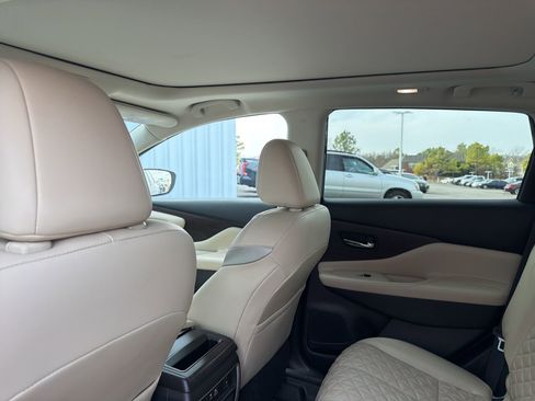 Used 2021 Nissan Murano Platinum w/ Cargo Package image 8