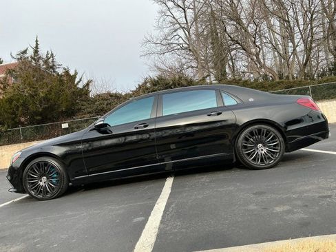 Used 2018 Mercedes-Benz Maybach S 560 4MATIC image 1