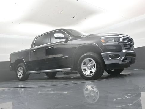 Used 2020 RAM 1500 Laramie AWD/4WD image 40