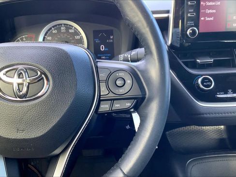 Used 2020 Toyota Corolla SE image 24