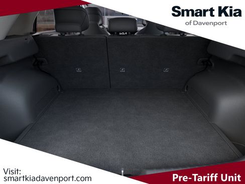 New 2025 Kia Niro EX Touring image 19