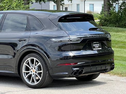 Certified 2021 Porsche Cayenne GTS AWD/4WD image 10