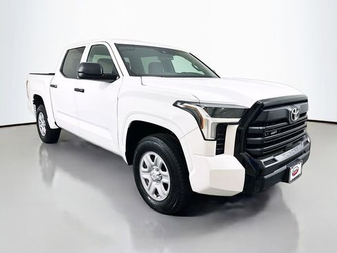 Used 2026 Toyota Tundra SR image 3