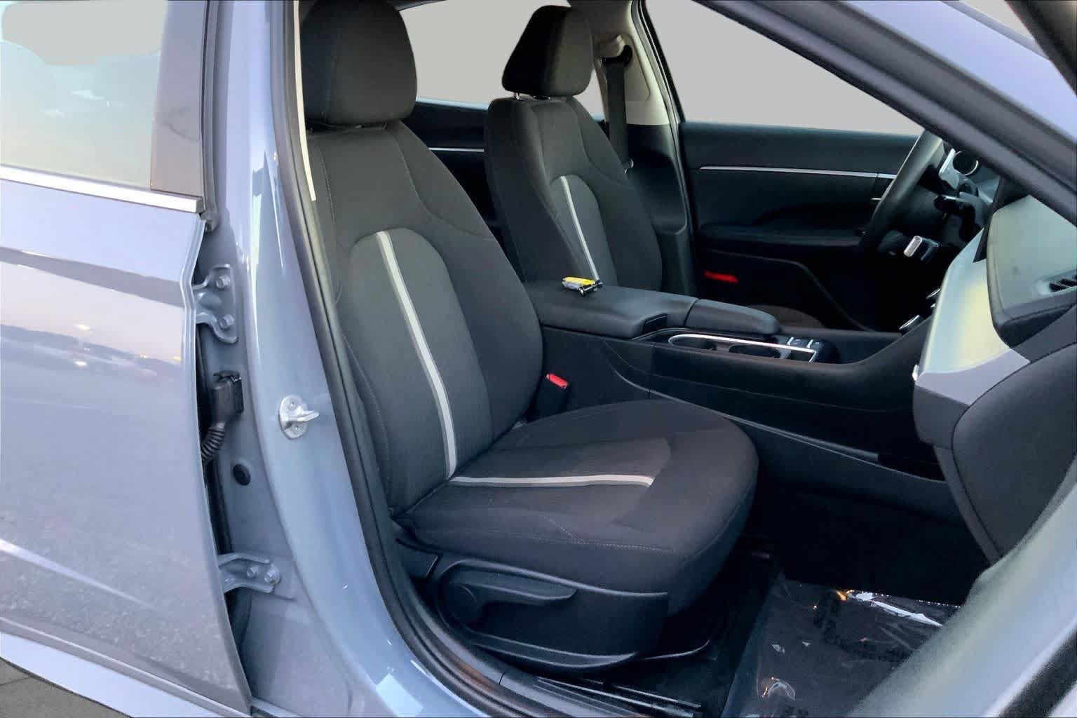 Used 2024 Hyundai Sonata SEL FWD image 8