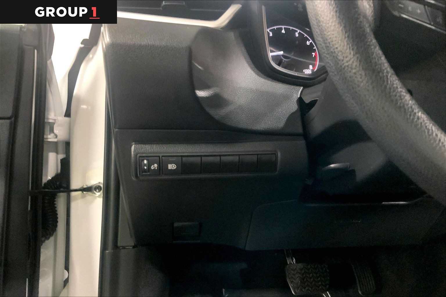 Certified 2025 Toyota Corolla LE FWD image 35