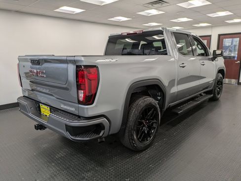 Used 2023 GMC Sierra 1500 Elevation image 4