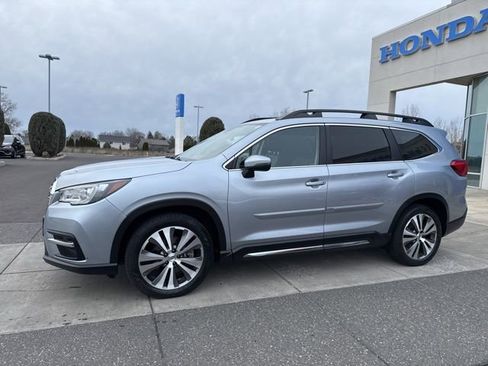 Used 2021 Subaru Ascent Limited w/ Technology Package image 12