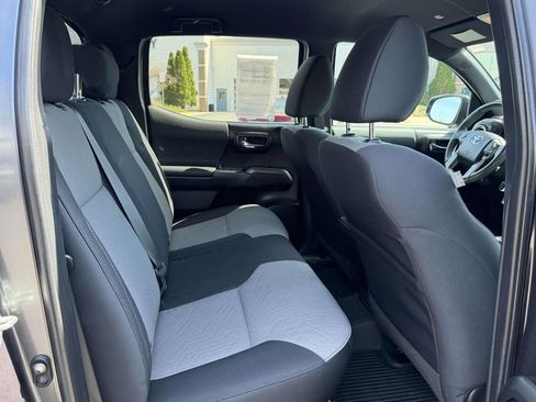 Certified 2021 Toyota Tacoma TRD Sport w/ Blackout Package (TMS) image 14