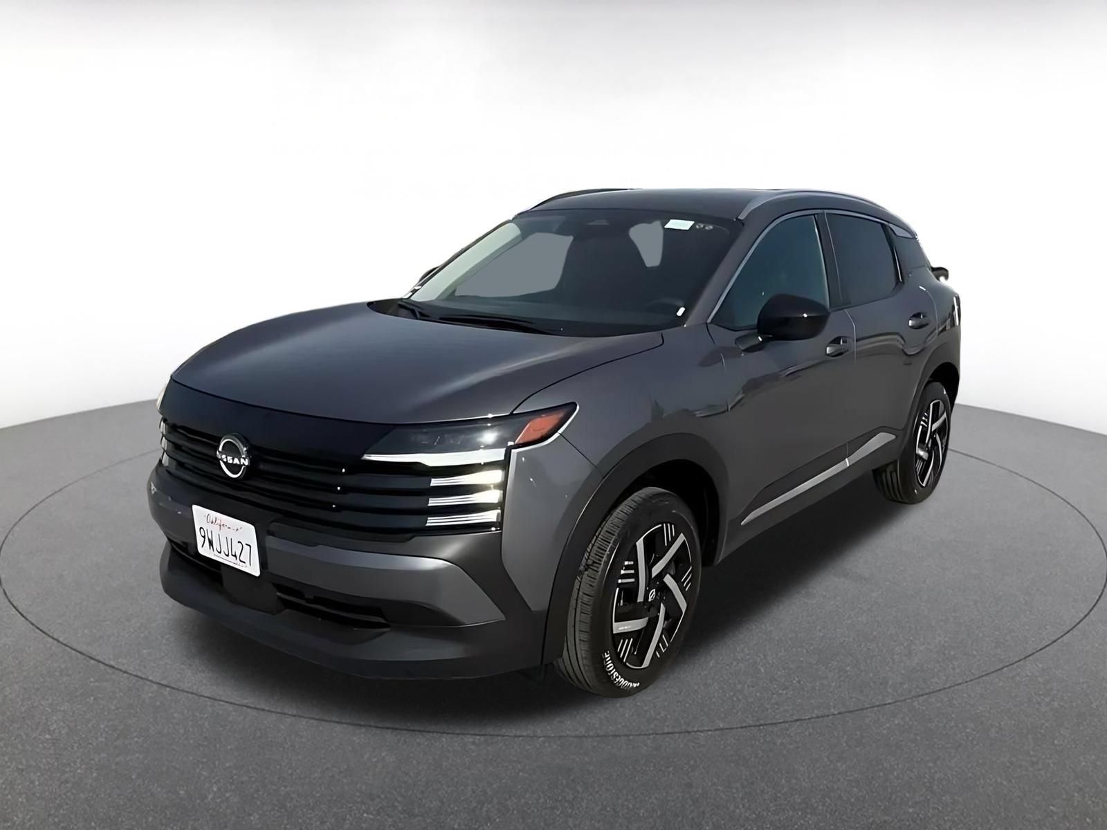 Used 2026 Nissan Kicks SV w/ Cold Weather Package FWD image 6