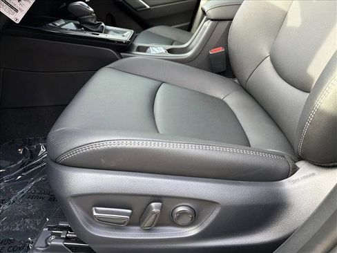 New 2026 Toyota Corolla Cross XLE image 12