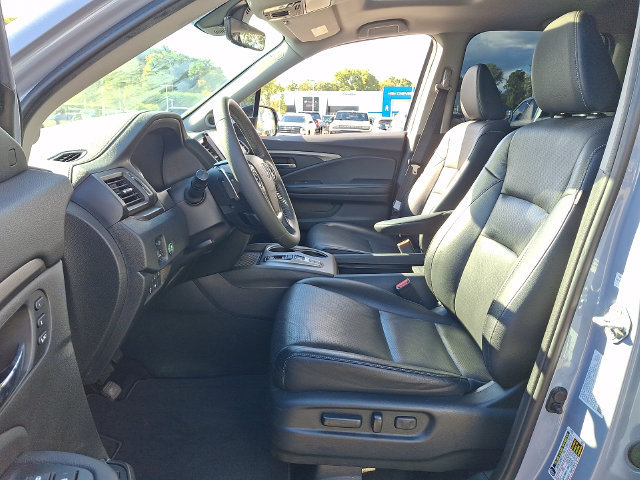 Used 2023 Honda Ridgeline RTL-E image 2