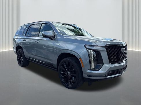 Used 2026 Cadillac Escalade Platinum Sport w/ LPO, ONYX Package AWD/4WD image 3