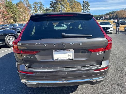 Certified 2023 Volvo XC60 B5 Plus w/ Protection Package Premier image 5