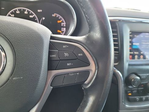 Certified 2021 Jeep Grand Cherokee Laredo AWD/4WD image 14