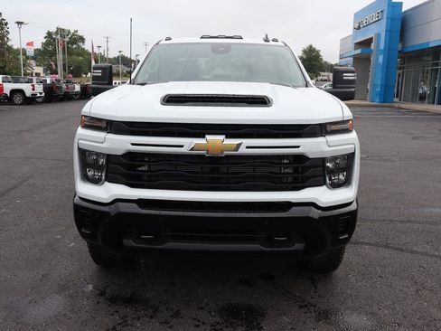 New 2025 Chevrolet Silverado 2500 Custom w/ Custom Value Package AWD/4WD image 23