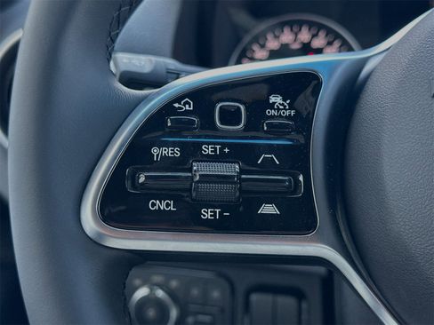 Used 2024 Mercedes-Benz Sprinter 2500 image 26