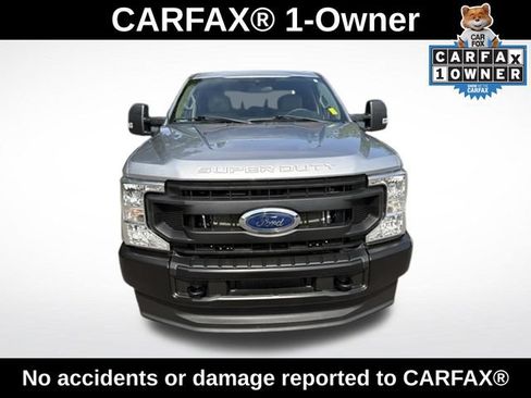 Used 2022 Ford F250 XL w/ Power Equipment Group AWD/4WD image 2