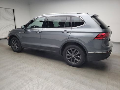 Used 2022 Volkswagen Tiguan SE AWD/4WD image 3