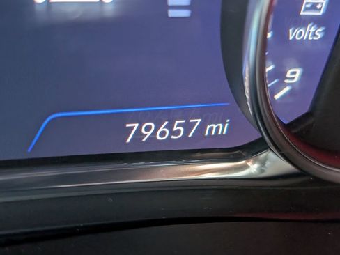 Used 2023 Chevrolet Traverse High Country image 37