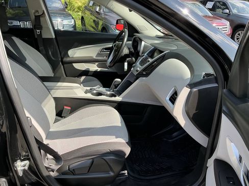 Used 2013 Chevrolet Equinox LT w/ Driver Convenience Package FWD image 19