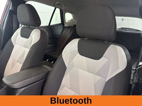 Used 2025 Chevrolet Trax LS FWD image 9