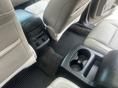 Used 2012 Ford Explorer Limited AWD/4WD image 19