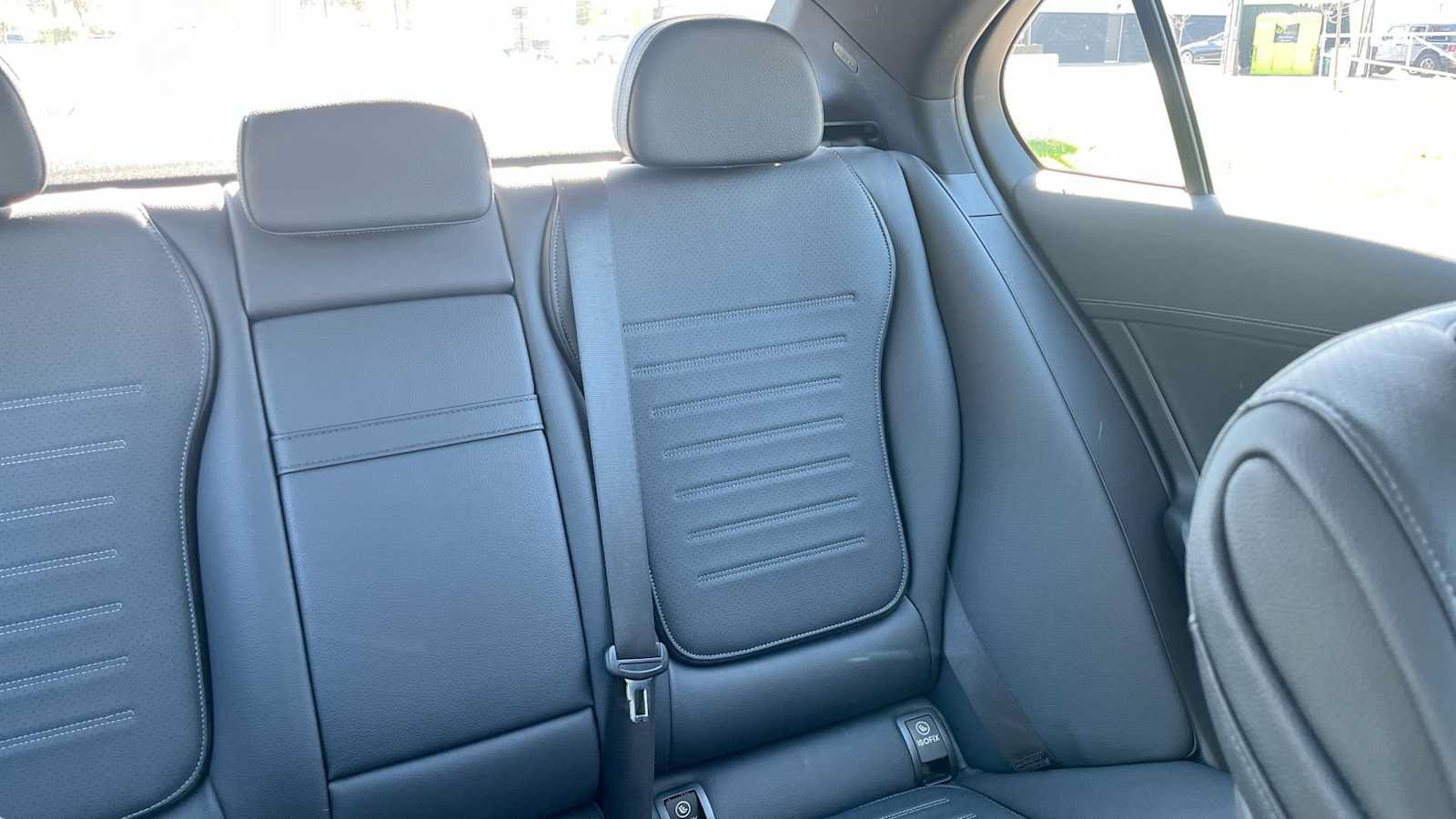 Used 2023 Mercedes-Benz C 300 4MATIC Sedan image 32