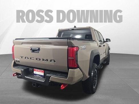 Used 2026 Toyota Tacoma TRD Off-Road AWD/4WD image 4