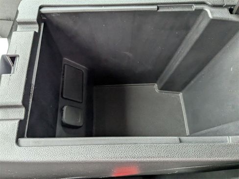 Used 2023 Chevrolet Blazer LT image 27