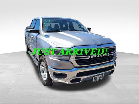Used 2019 RAM 1500 Big Horn AWD/4WD image 2