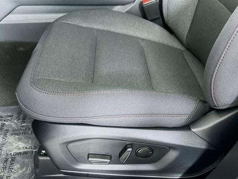 New 2026 Ford Explorer Active RWD image 30